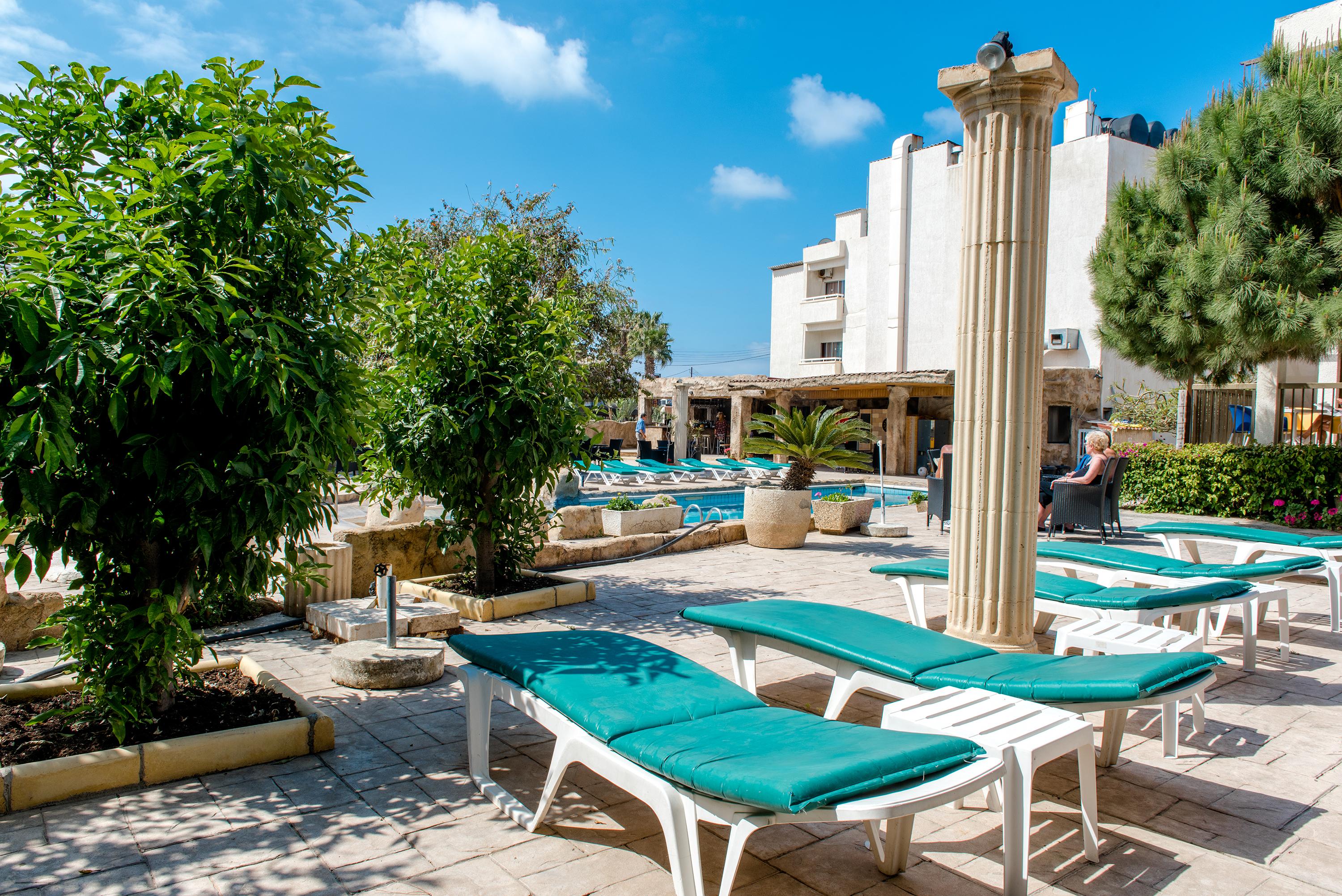 King'S Hotel Paphos Buitenkant foto