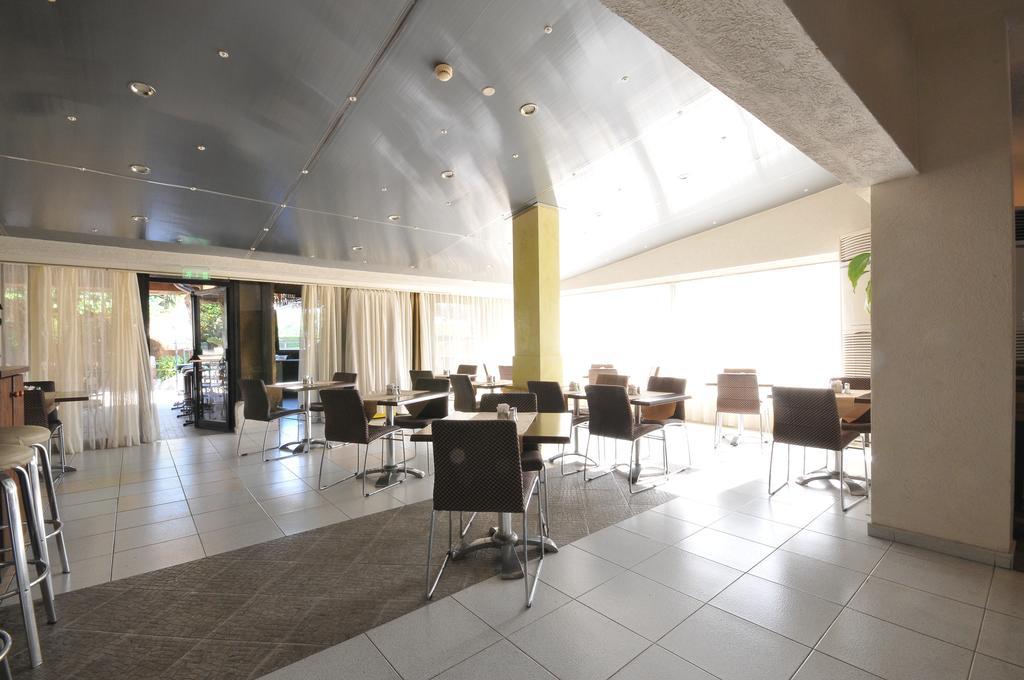 King'S Hotel Paphos Buitenkant foto