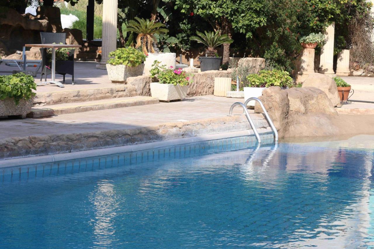 King'S Hotel Paphos Buitenkant foto