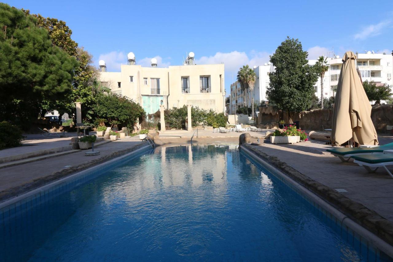 King'S Hotel Paphos Buitenkant foto